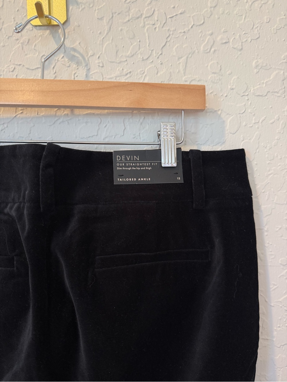 Ann Taylor Devin Fit Velvet Ankle Pants Size 12